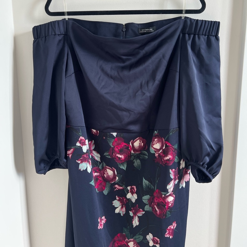 NWT Floral Le Chateau off-the-shoulder cocktail dress